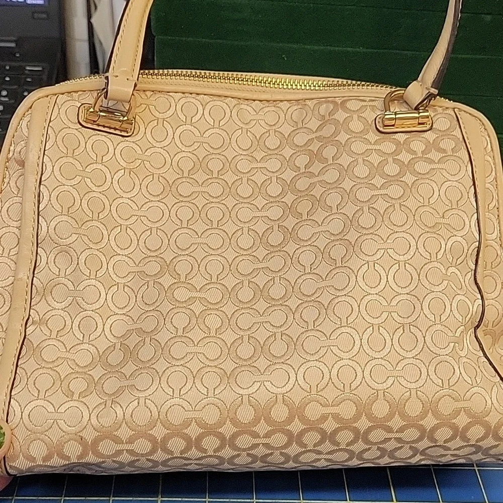 Coach Madison Georgie Op Art Convertible Satchel Preloved